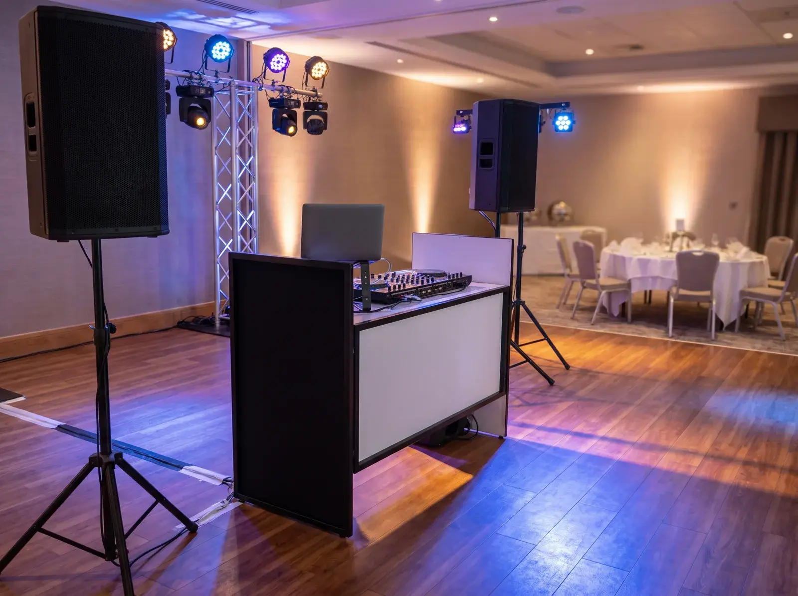 The Feel the Presha DJ booth and lighting setup